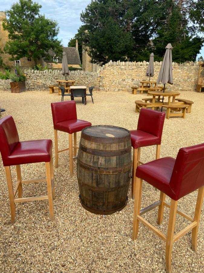 Horse & Hound Inn Μπρόντγουεϊ Εξωτερικό φωτογραφία